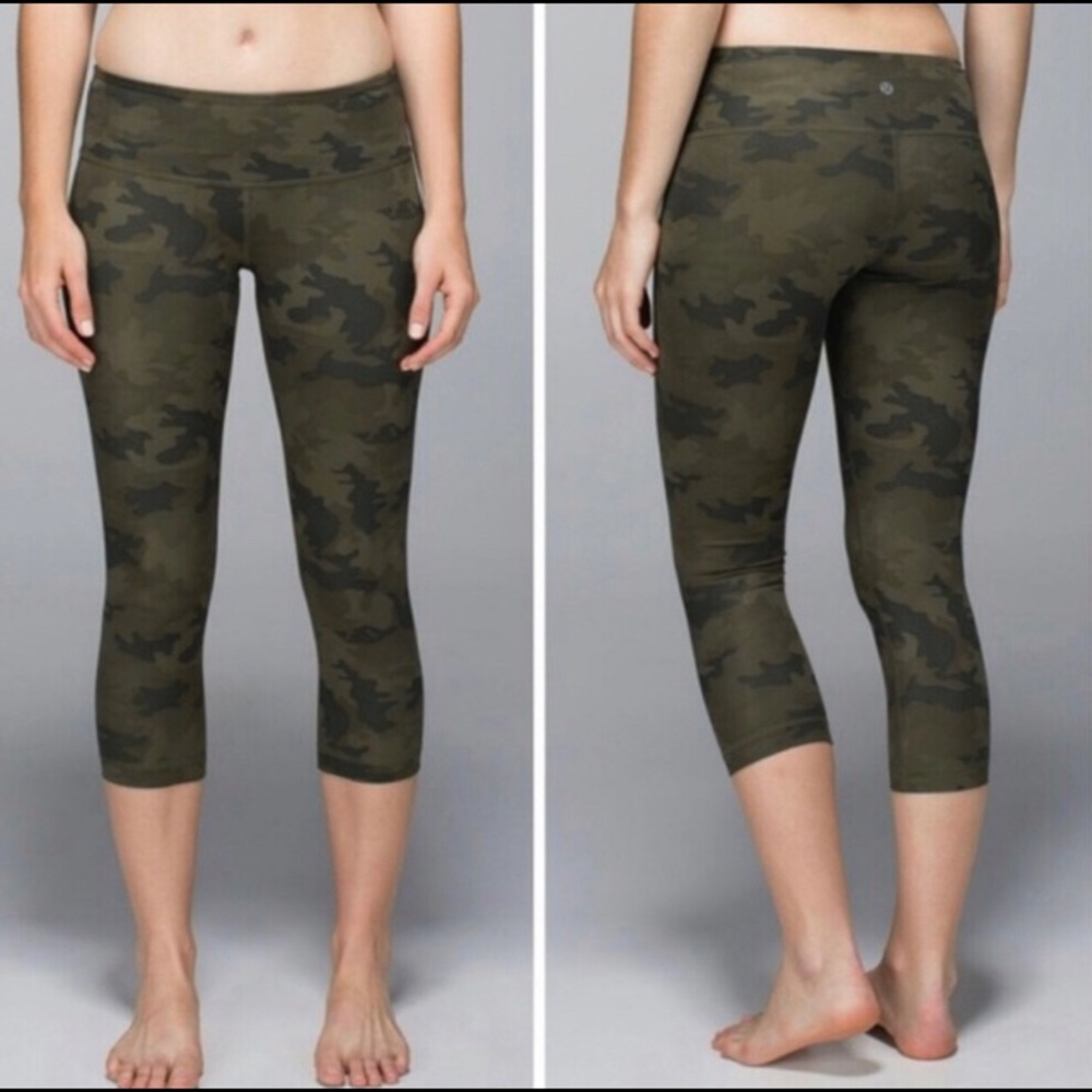 Lululemon RARE Crop Leggings Green Camo 2 pocket - Picture 2 of 8